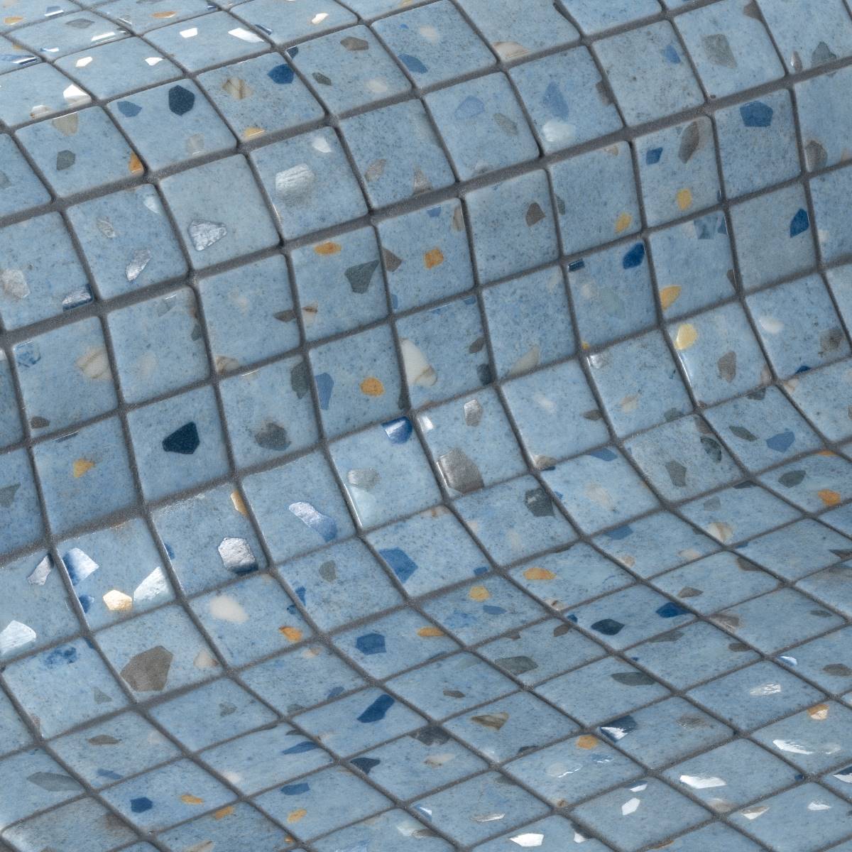 Terrazzo Sea mozaikos plytelės baseinui – paviršiaus pavyzdys